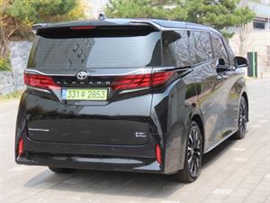 Toyota Alphard - Vista 6