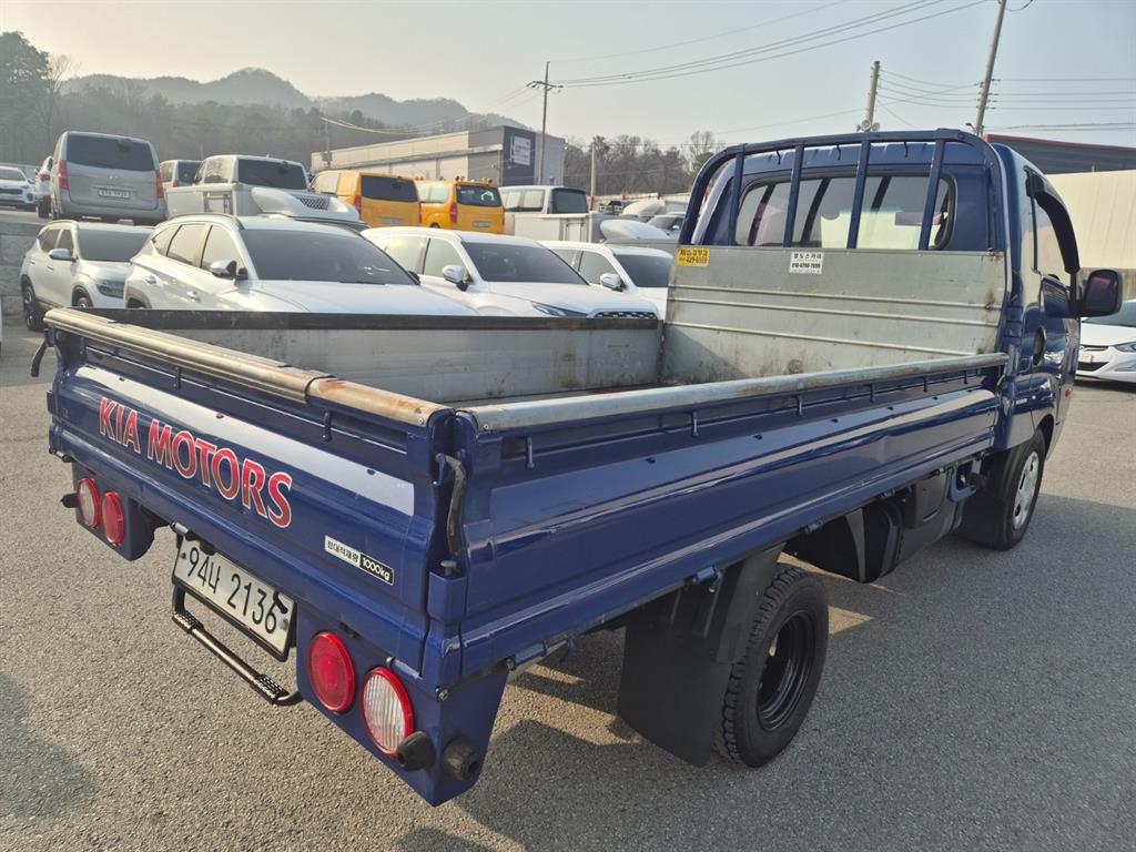 Small Truck Cargo (small) - Vista 4