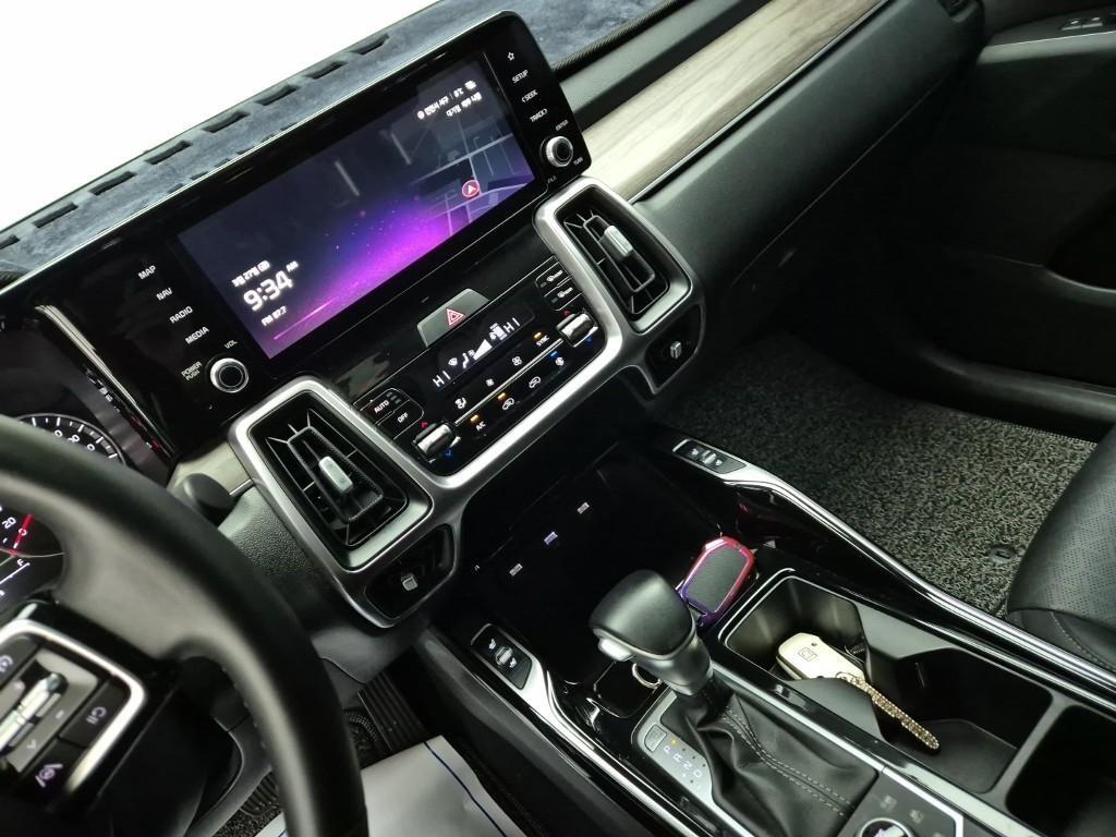 KIA Sorento - Vista 9