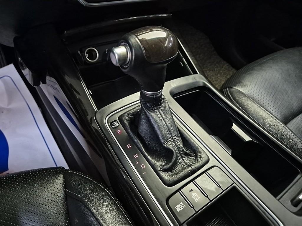 KIA Sorento - Vista 8