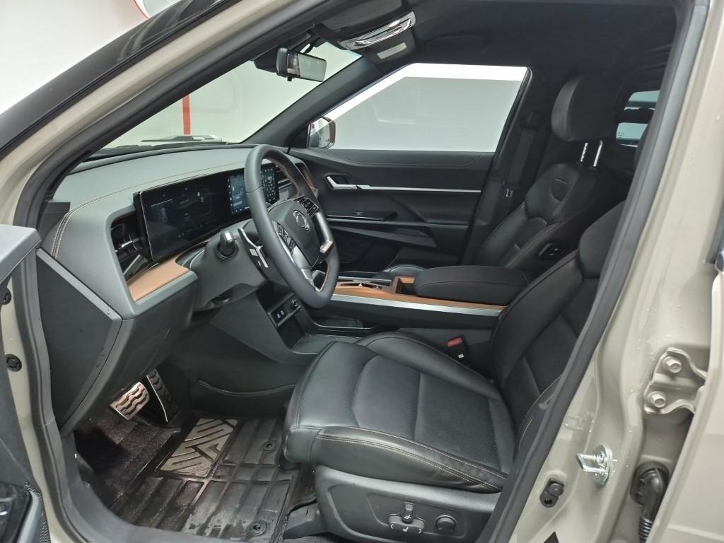 Ssangyong Torres - Vista 11