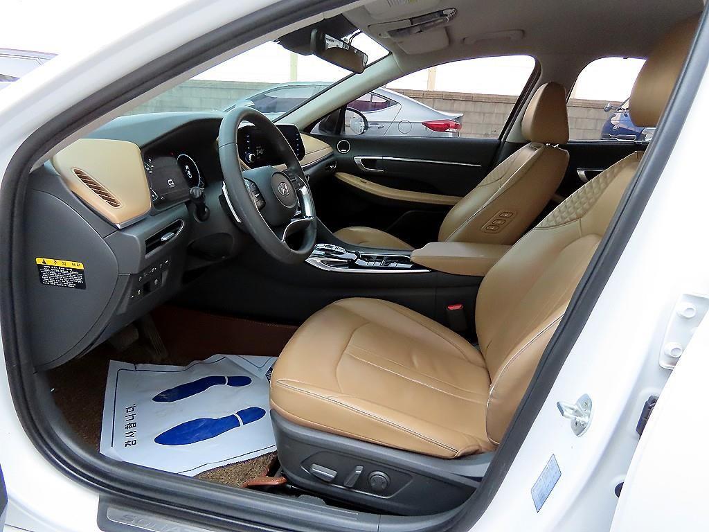 HYUNDAI Sonata - Vista 5