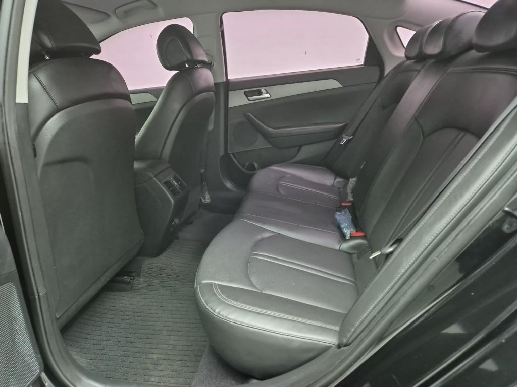 HYUNDAI Sonata - Vista 8