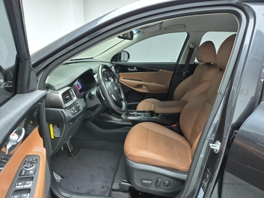KIA Sorento - Vista 11