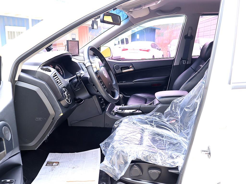 Ssangyong Korando 2013 Blanco - Importación desde Corea - HF Imports Iquique - Foto 12