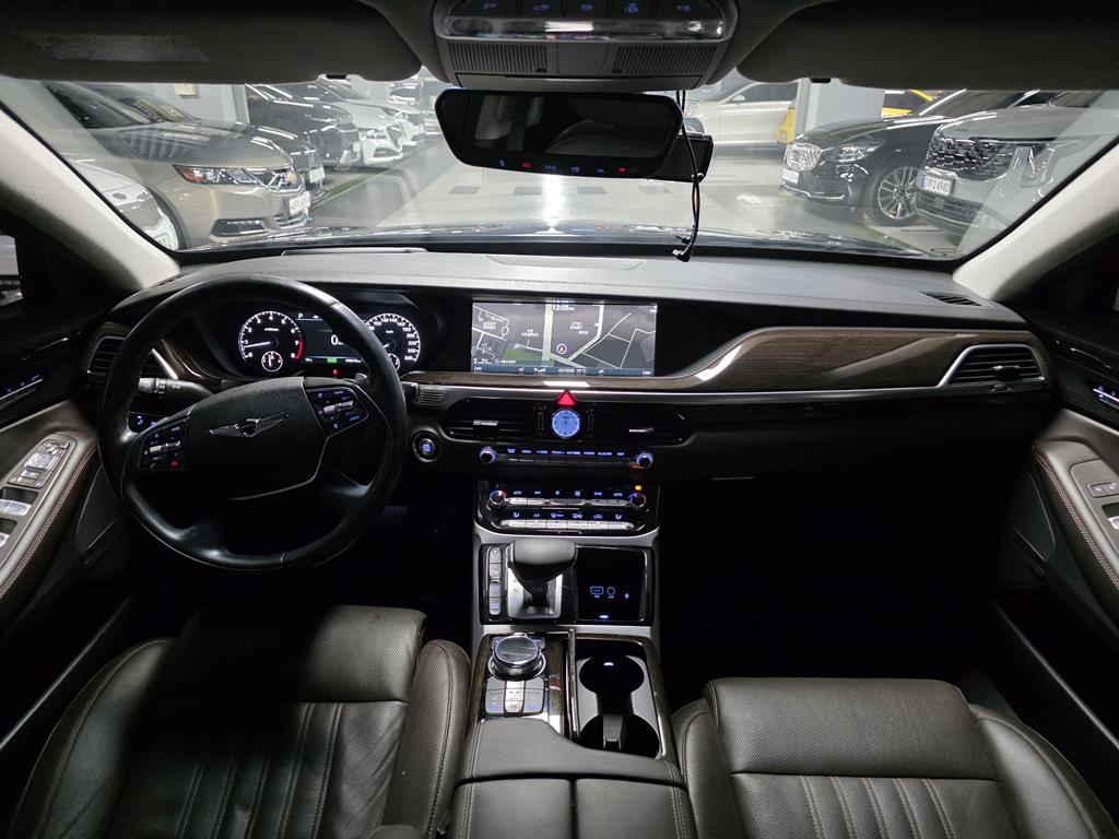 Genesis EQ900 - Vista 5