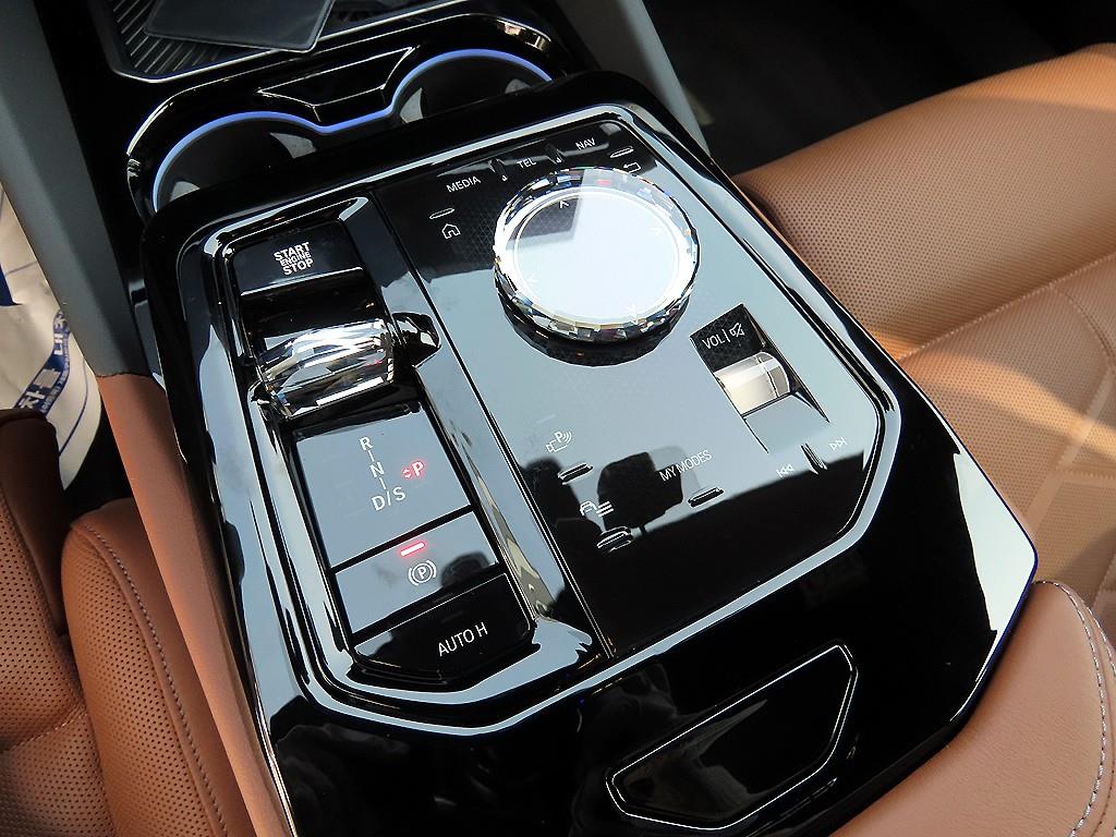 BMW 5 Series - Vista 11