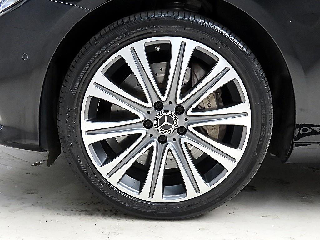 Mercedes Benz E class 2019 Negro - Importación desde Corea - HF Imports Iquique - Foto 19