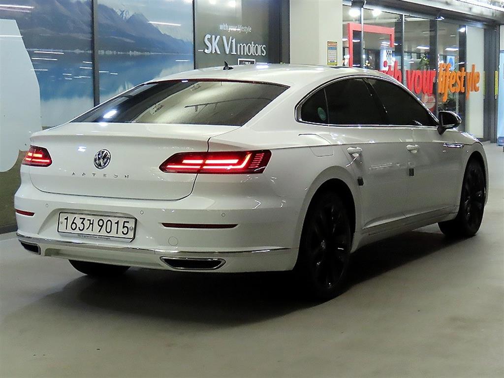 Volkswagen Arteon - Vista 4
