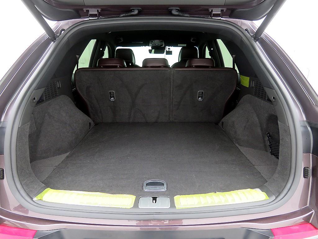 Genesis GV70 - Vista 5