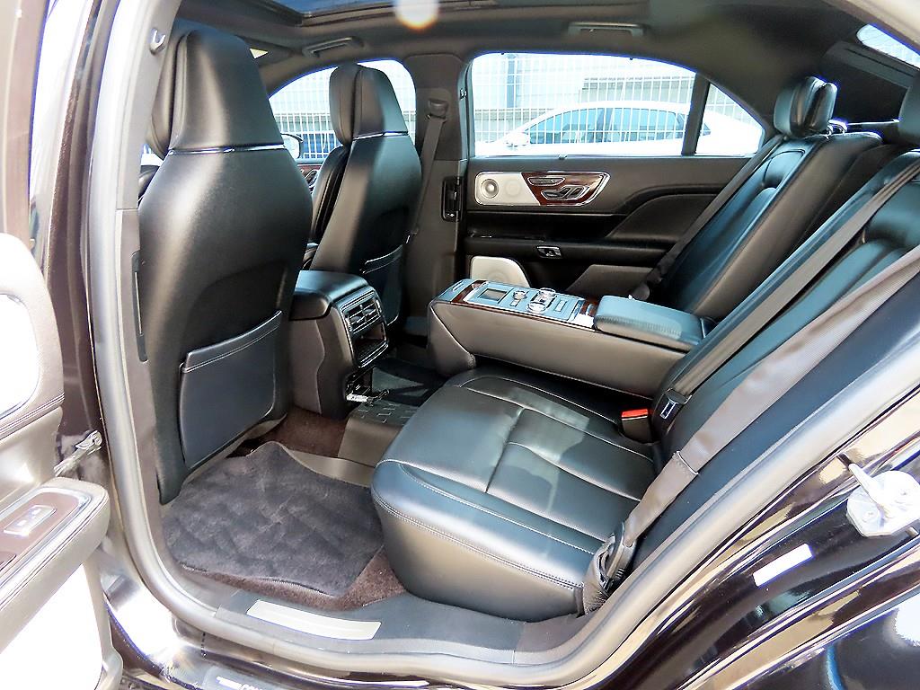 Lincoln Continental - Vista 6