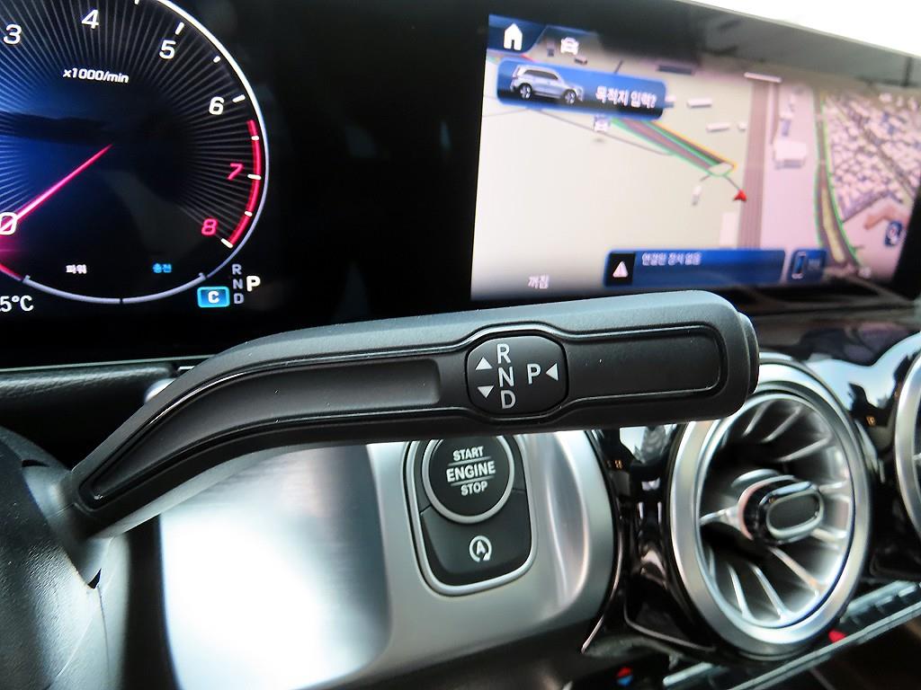 Mercedes Benz GLB Class - Vista 10