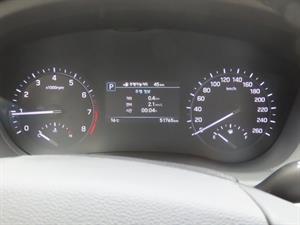 Genesis G80 - Vista 10