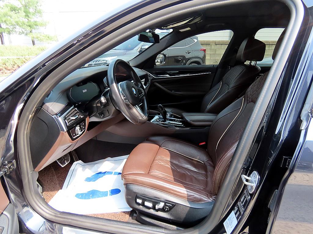 BMW 5 Series - Vista 5