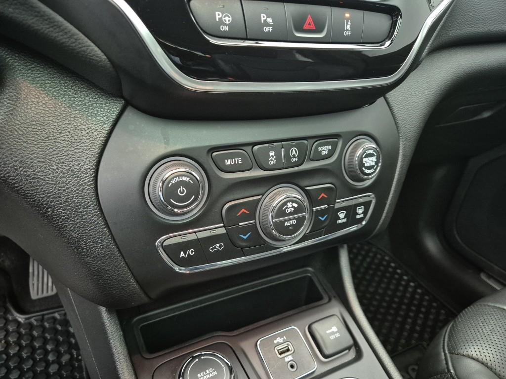 Jeep Cherokee - Vista 10