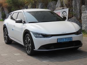KIA EV6 - Vista 4