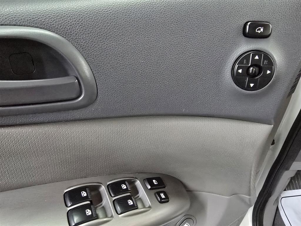 KIA Carnival - Vista 10