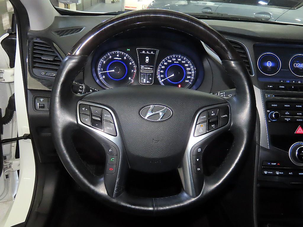 HYUNDAI Grandeur - Vista 8