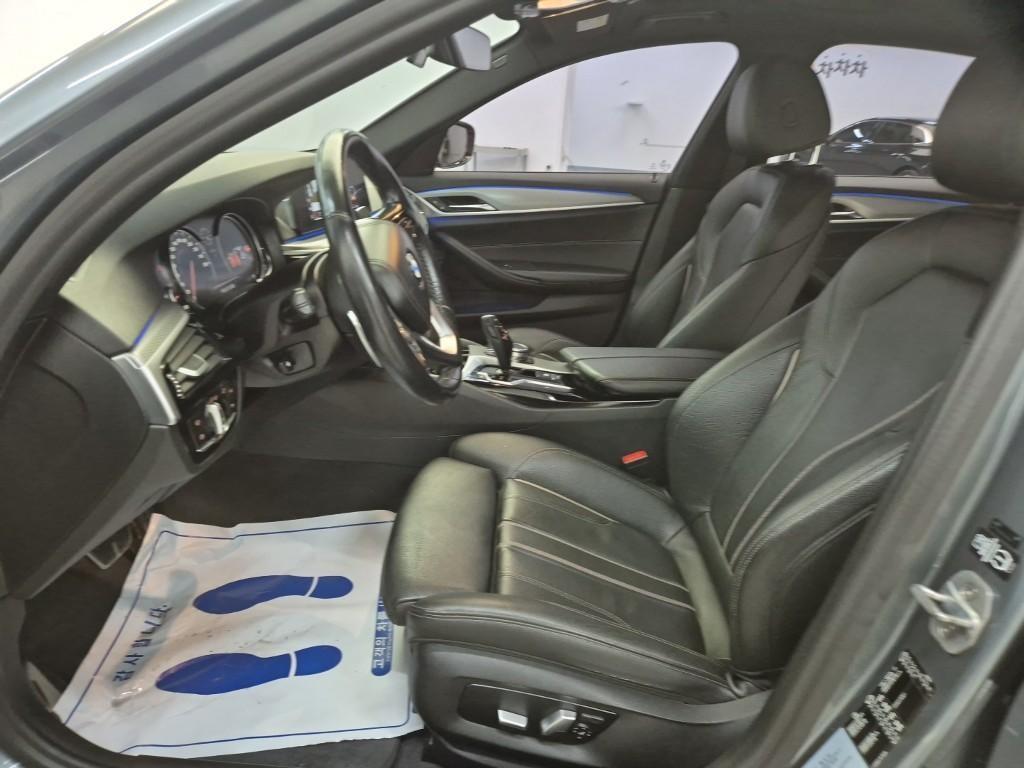 BMW 5 Series - Vista 11