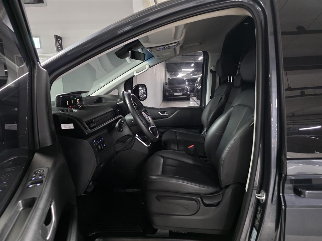 HYUNDAI Staria - Vista 7