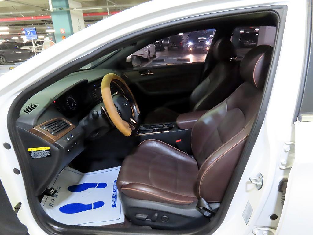 HYUNDAI Sonata - Vista 6