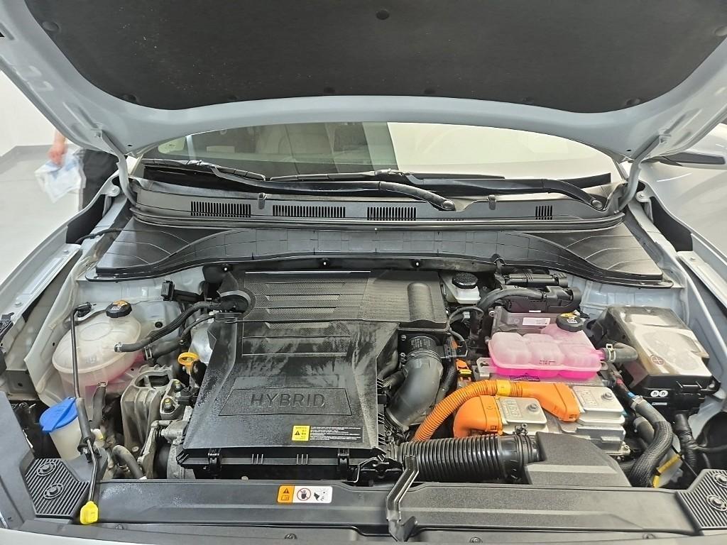 HYUNDAI Kona - Vista 5