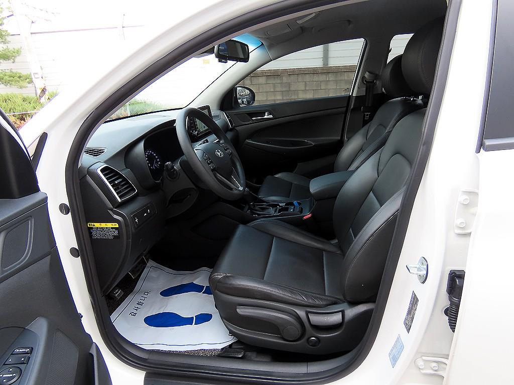 HYUNDAI Tucson - Vista 5