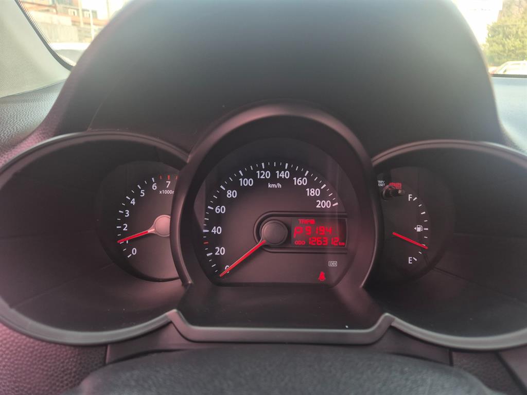 KIA Morning - Vista 9