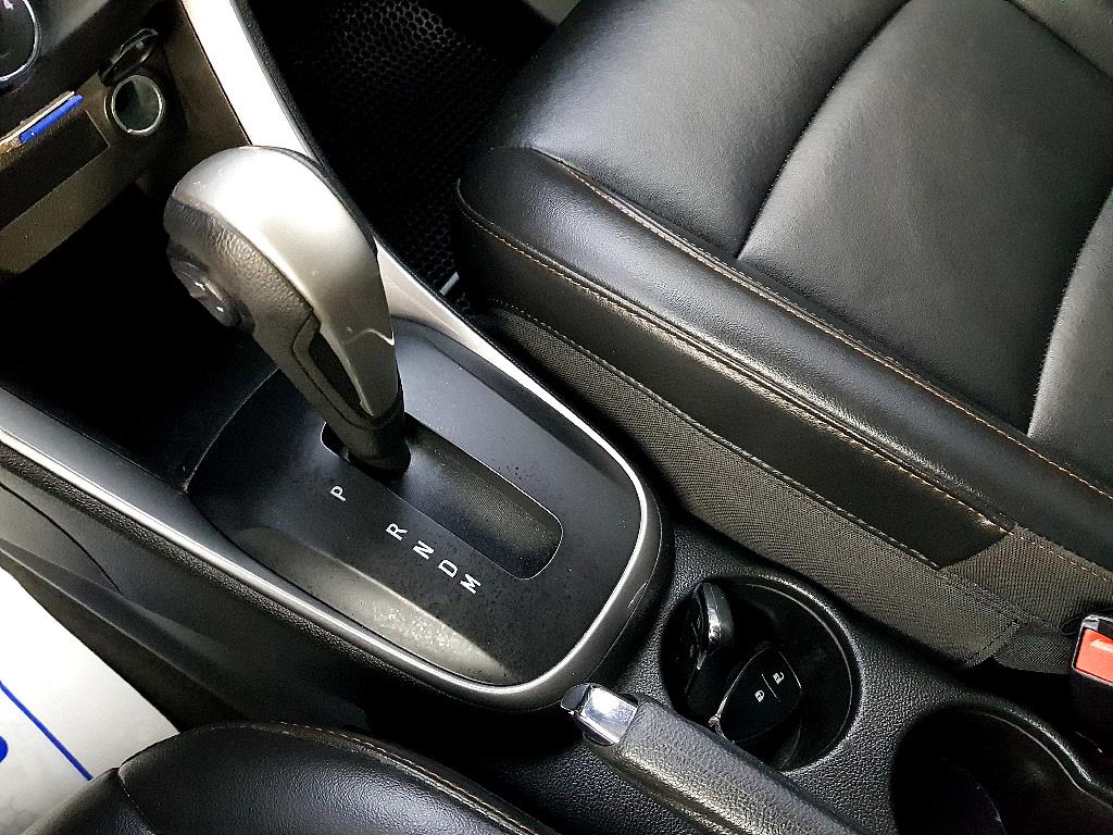 Chevrolet Trax 2017 Gris - Importación desde Corea - HF Imports Iquique - Foto 14