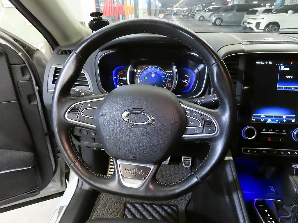 SAMSUNG QM6 - Vista 8