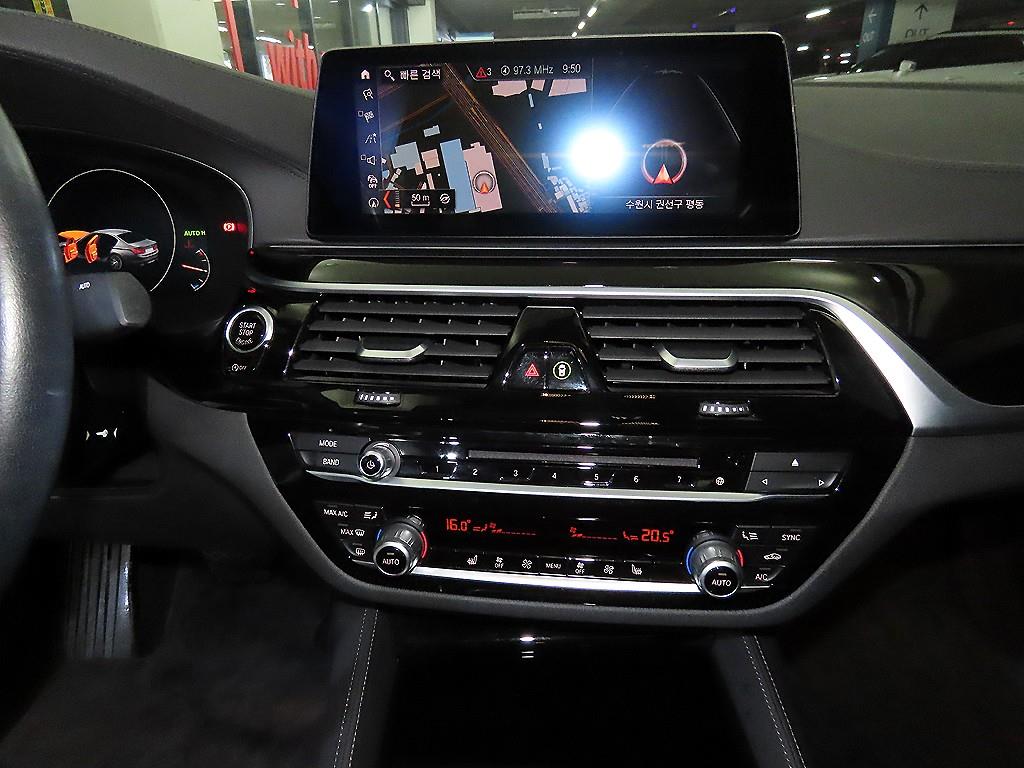 BMW 5 Series - Vista 11