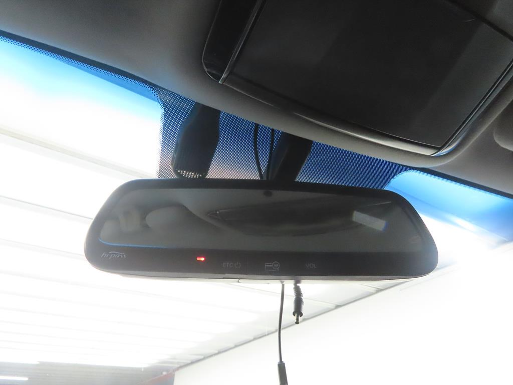 HYUNDAI Grandeur - Vista 12