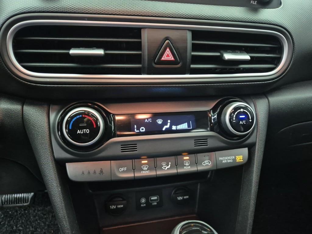 HYUNDAI Kona - Vista 10