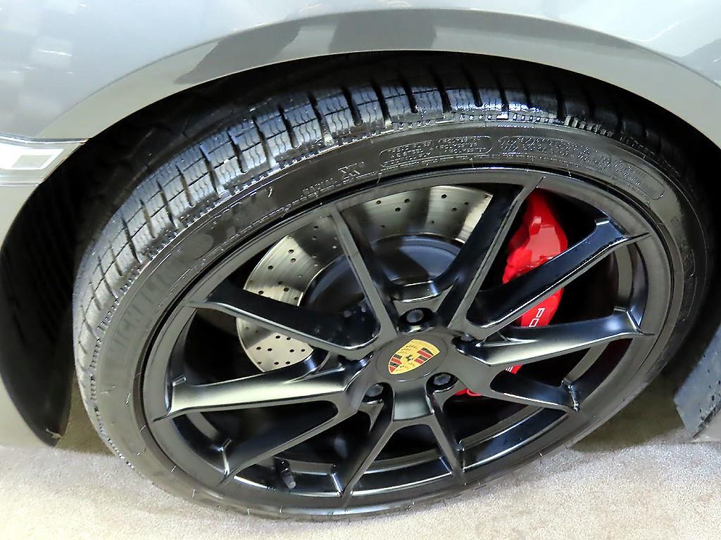 Porsche 718 2022 Gris - Importación desde Corea - HF Imports Iquique - Foto 20