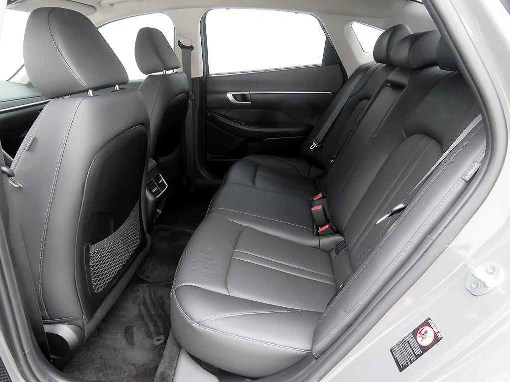 HYUNDAI Sonata - Vista 7