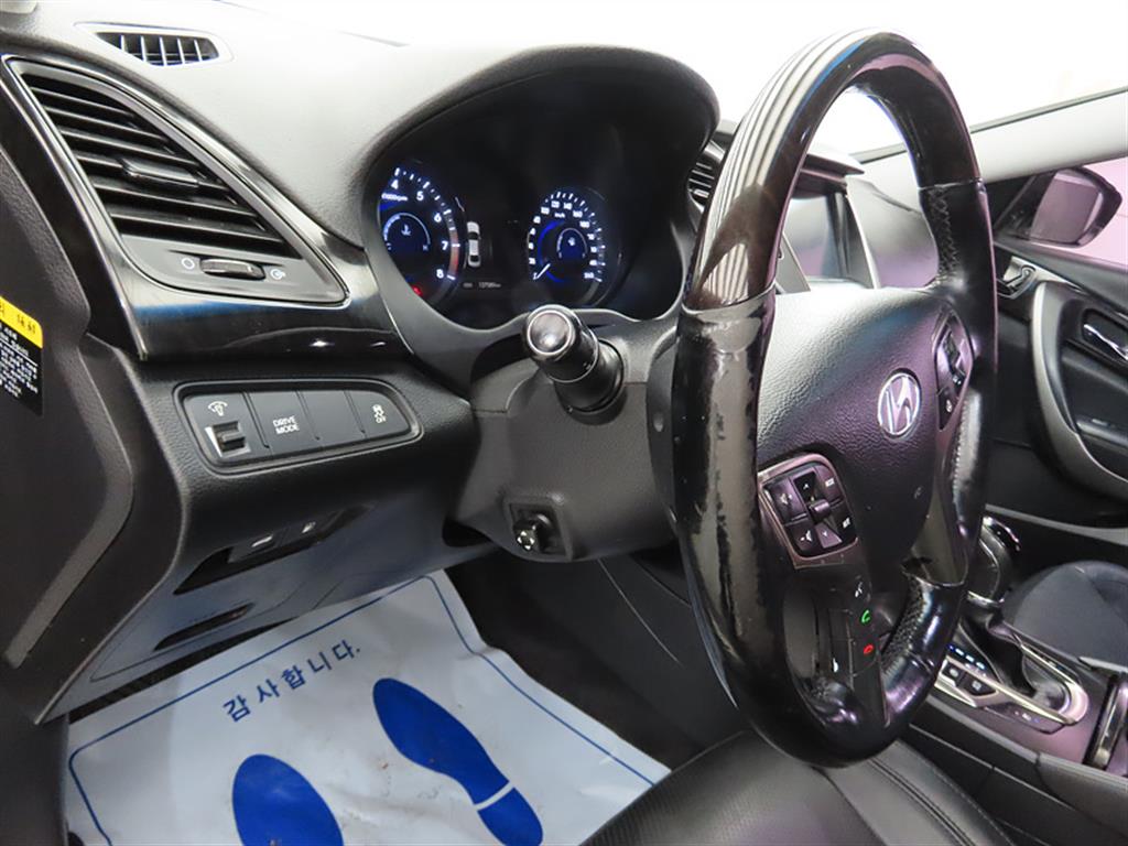 HYUNDAI Grandeur 2014 Negro - Importación desde Corea - HF Imports Iquique - Foto 14