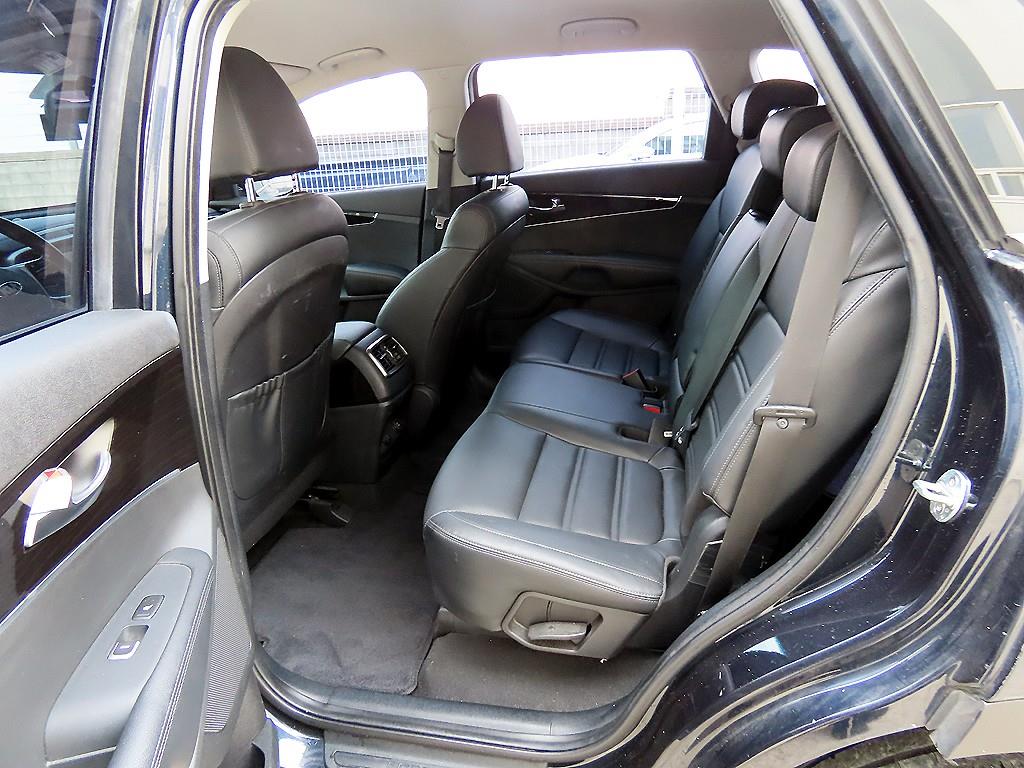 KIA Sorento - Vista 6