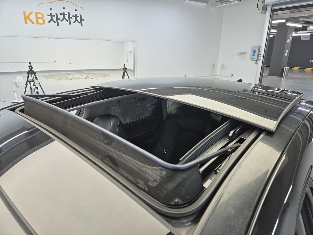 HYUNDAI Grandeur 2017 Negro - Importación desde Corea - HF Imports Iquique - Foto 13