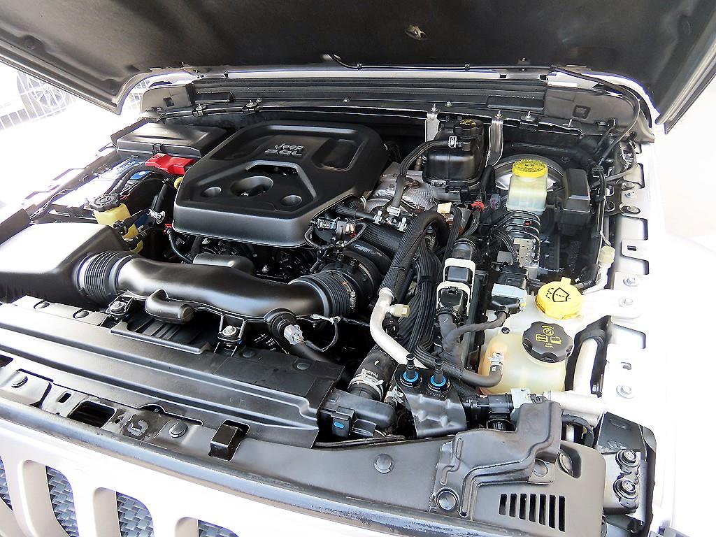 Jeep Wrangler 2018 Plateado - Importación desde Corea - HF Imports Iquique - Foto 18