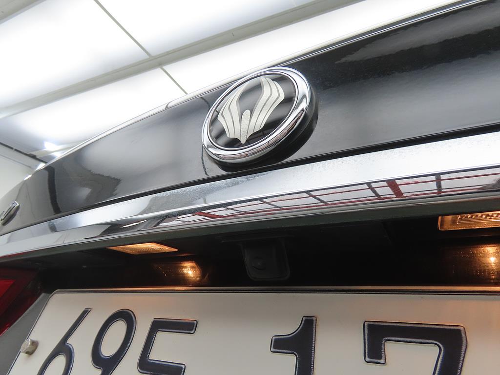 Ssangyong Chairman 2014 Negro - Importación desde Corea - HF Imports Iquique - Foto 15