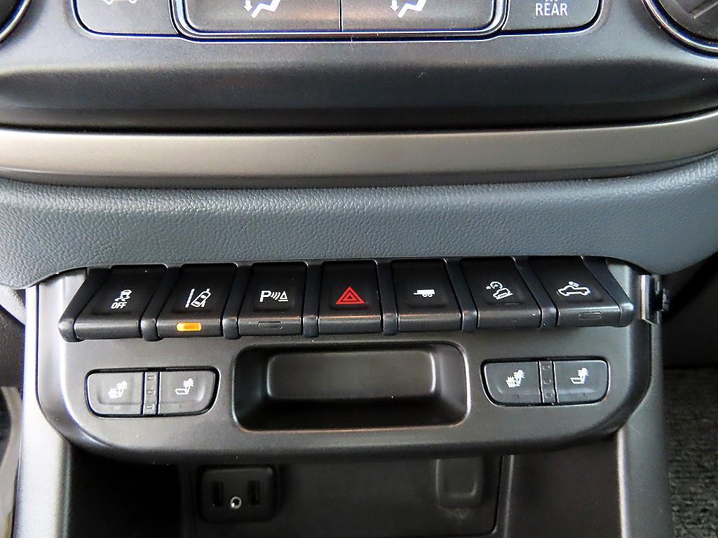 Chevrolet ?Colorado 2021 Negro - Importación desde Corea - HF Imports Iquique - Foto 16