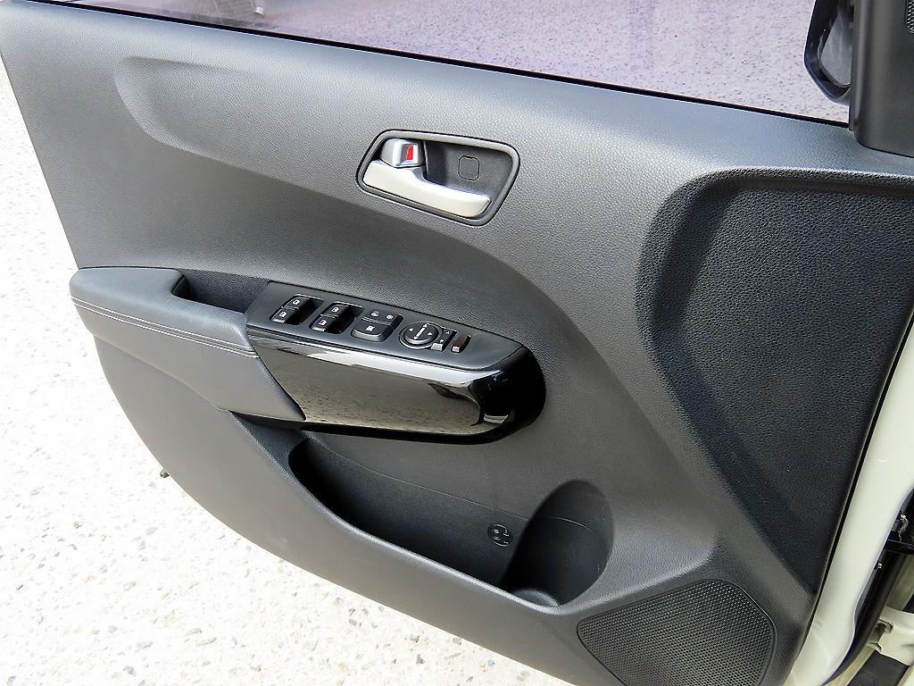 KIA Morning - Vista 11