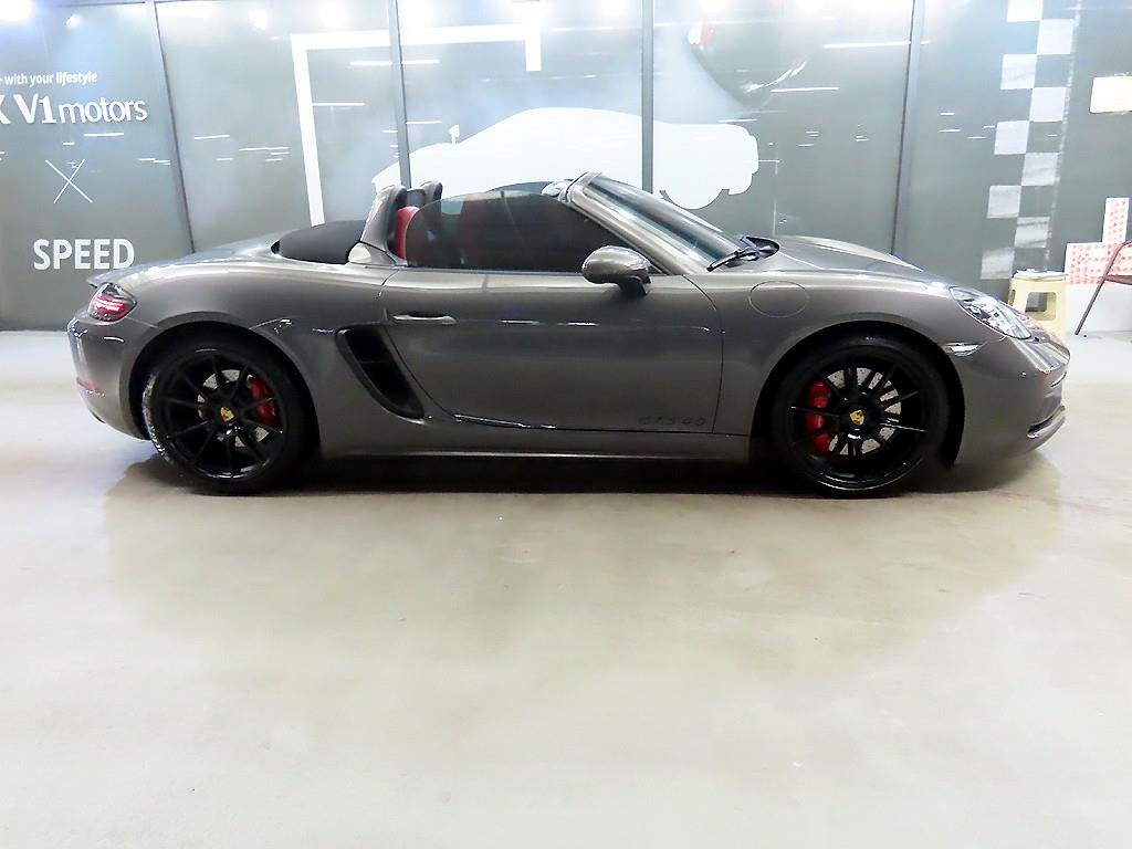 Porsche 718 - Vista 8