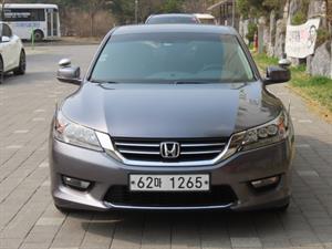 Honda Accord - Vista 2