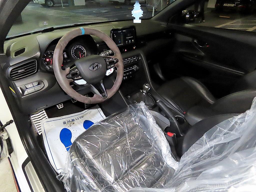 HYUNDAI Veloster - Vista 10