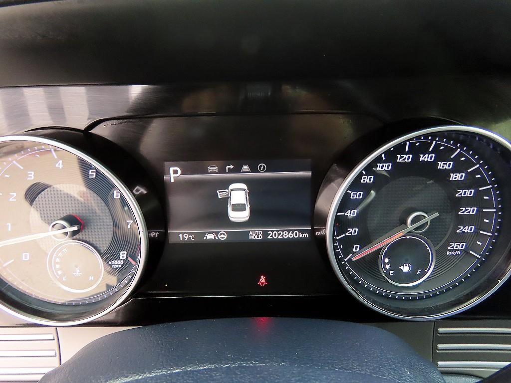 HYUNDAI Grandeur - Vista 9