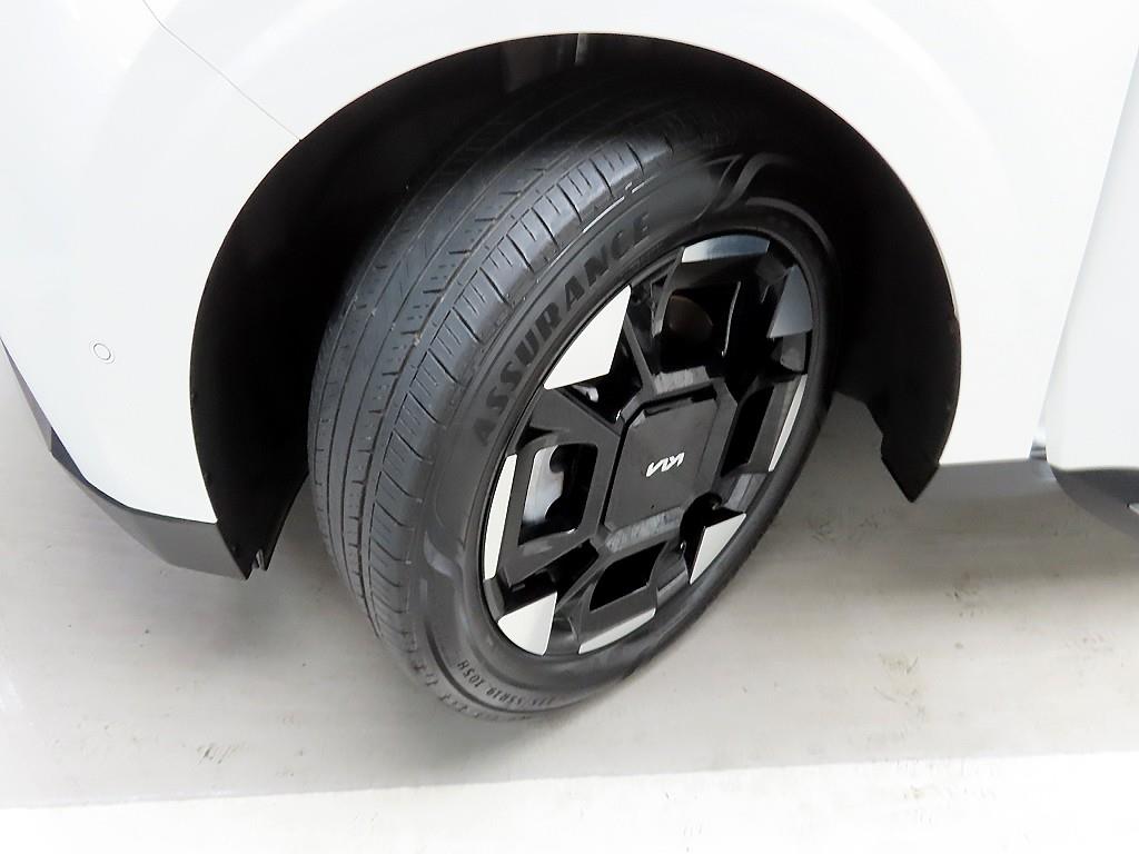 KIA Carnival 2025 the color of pearl - Importación desde Corea - HF Imports Iquique - Foto 19