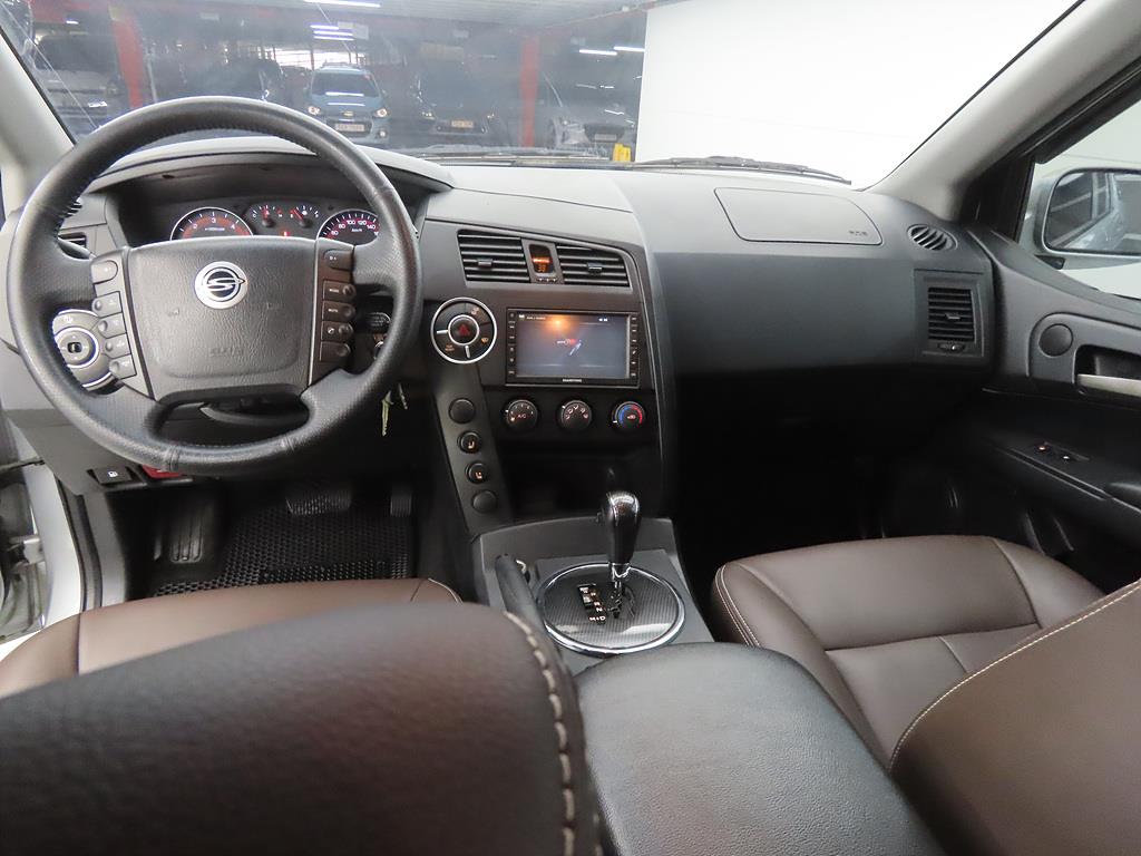 Ssangyong Korando - Vista 7