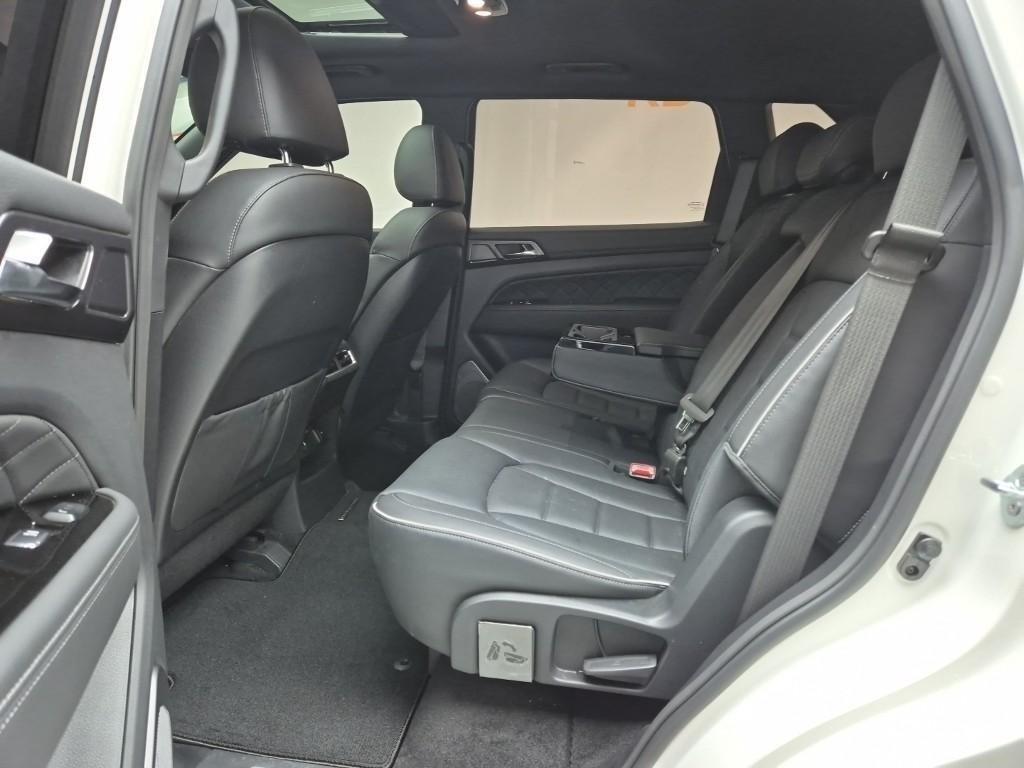 Ssangyong Rexton - Vista 12