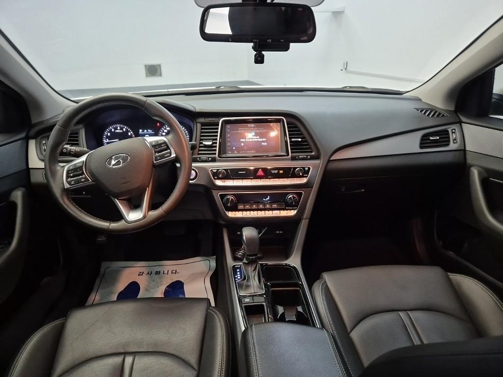 HYUNDAI Sonata - Vista 5